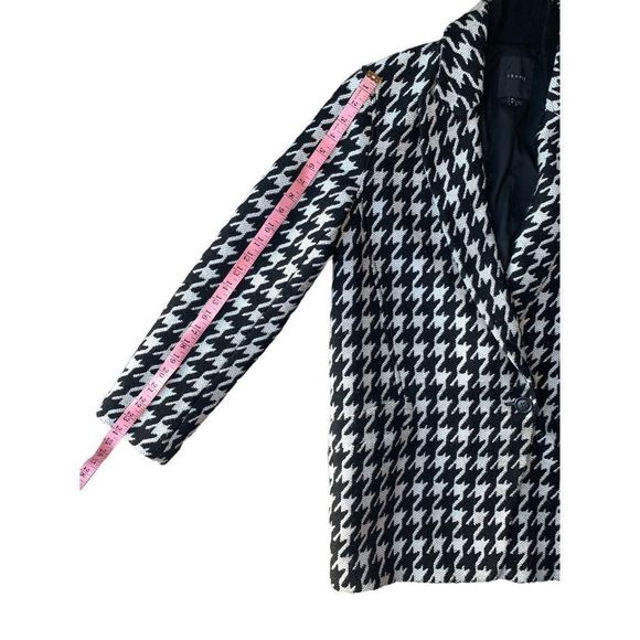 THEORY - Picture 14 of 14